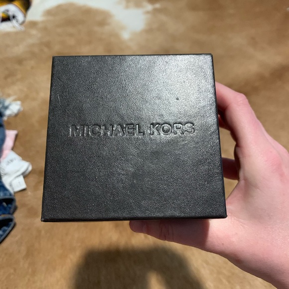 Michael Kors Baguette-Bezel Watch Rose Gold MK5412 - Picture 5 of 5